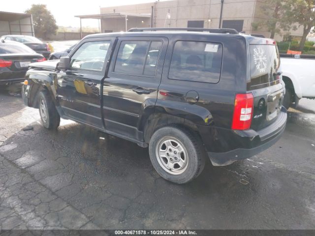 Photo 2 VIN: 1C4NJRBB7HD122056 - JEEP PATRIOT 