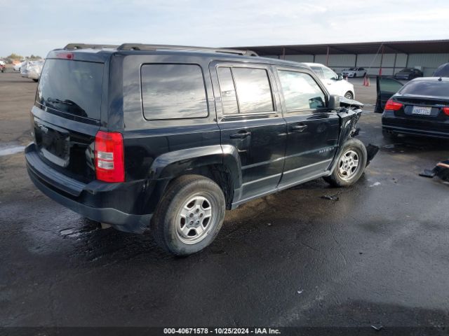 Photo 3 VIN: 1C4NJRBB7HD122056 - JEEP PATRIOT 