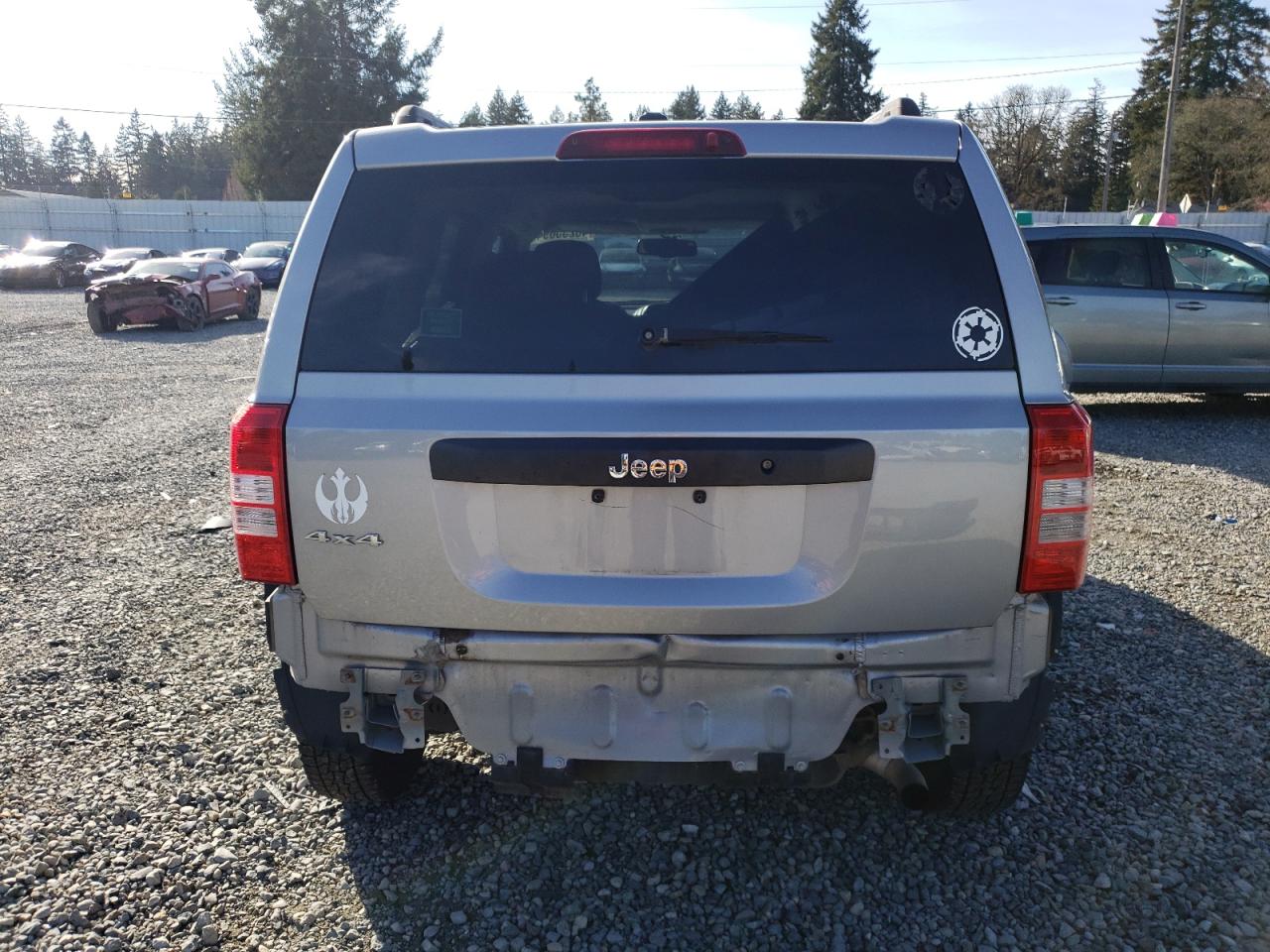 Photo 5 VIN: 1C4NJRBB7HD170558 - JEEP LIBERTY (PATRIOT) 