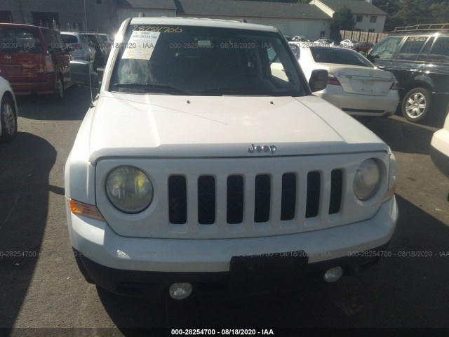 Photo 5 VIN: 1C4NJRBB8CD563946 - JEEP PATRIOT 