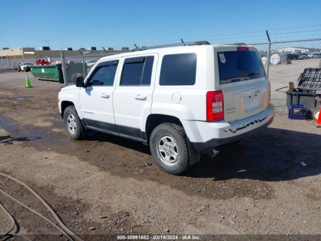 Photo 2 VIN: 1C4NJRBB8CD582965 - JEEP PATRIOT 