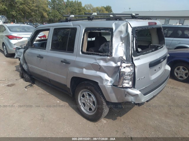 Photo 2 VIN: 1C4NJRBB8DD212357 - JEEP PATRIOT 