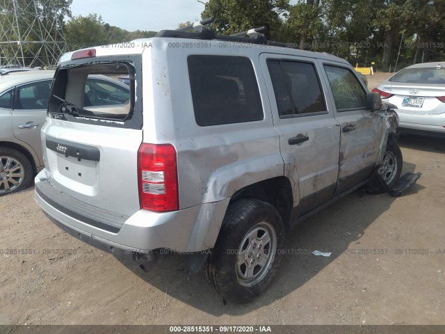 Photo 3 VIN: 1C4NJRBB8DD212357 - JEEP PATRIOT 