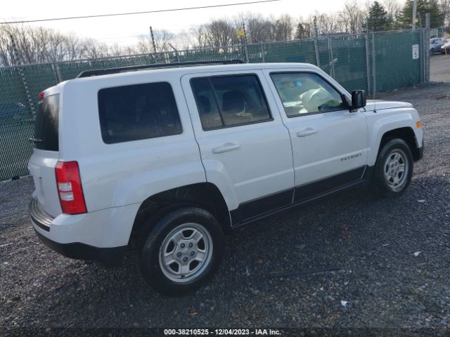 Photo 3 VIN: 1C4NJRBB8ED533686 - JEEP PATRIOT 