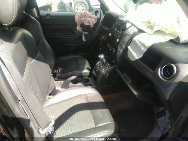 Photo 4 VIN: 1C4NJRBB8GD709252 - JEEP PATRIOT 