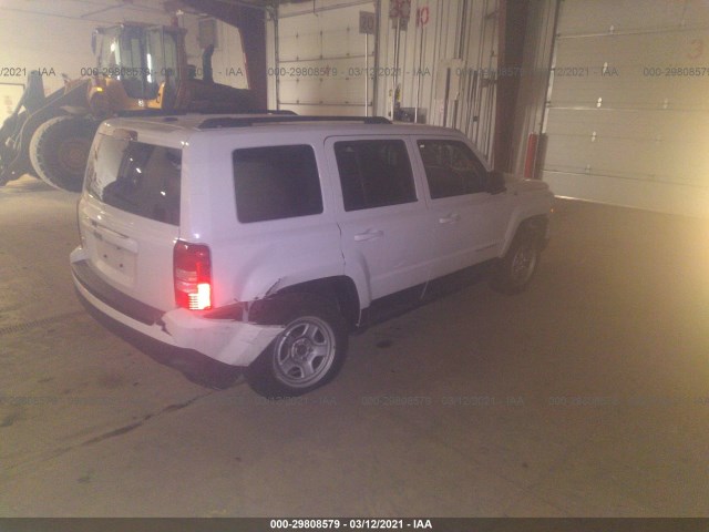 Photo 3 VIN: 1C4NJRBB8GD722776 - JEEP PATRIOT 