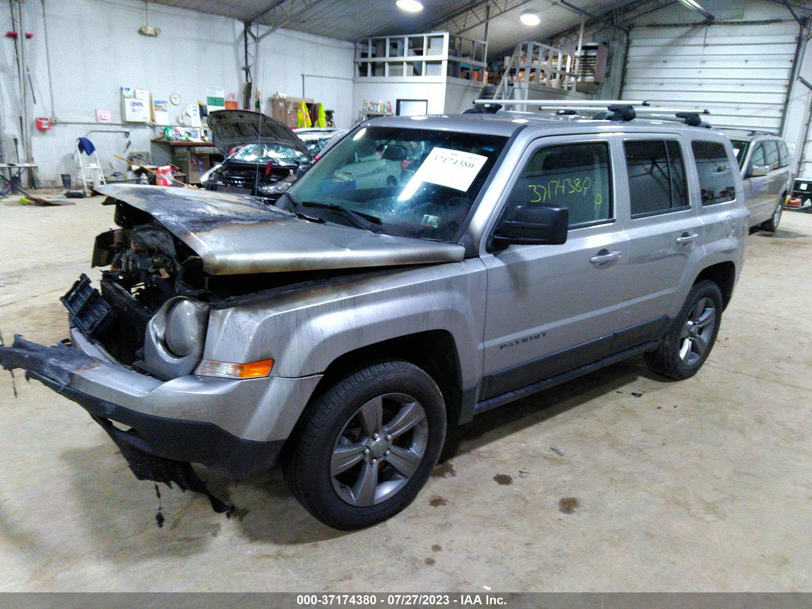 Photo 1 VIN: 1C4NJRBB9GD733916 - JEEP LIBERTY (PATRIOT) 