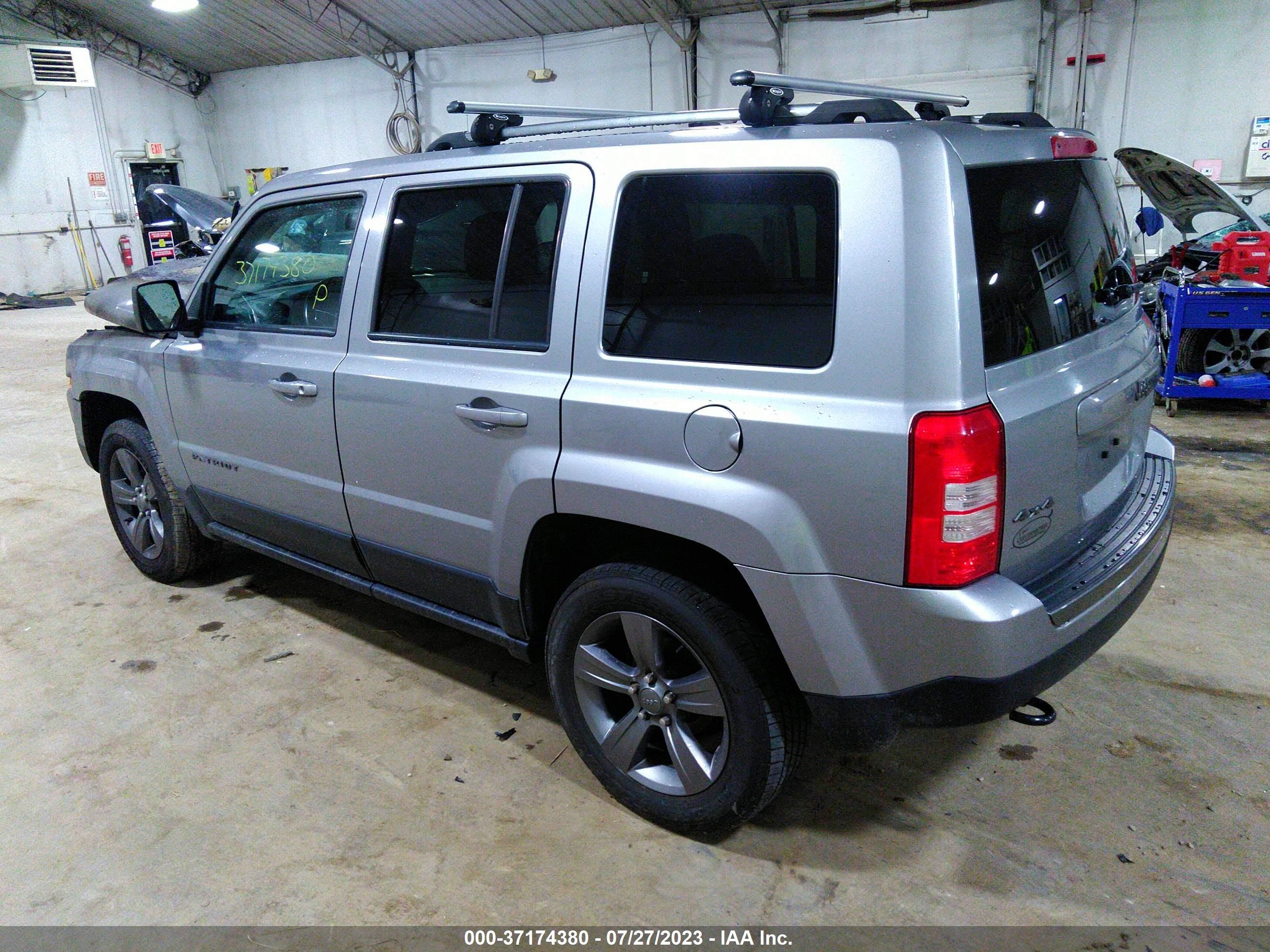 Photo 2 VIN: 1C4NJRBB9GD733916 - JEEP LIBERTY (PATRIOT) 