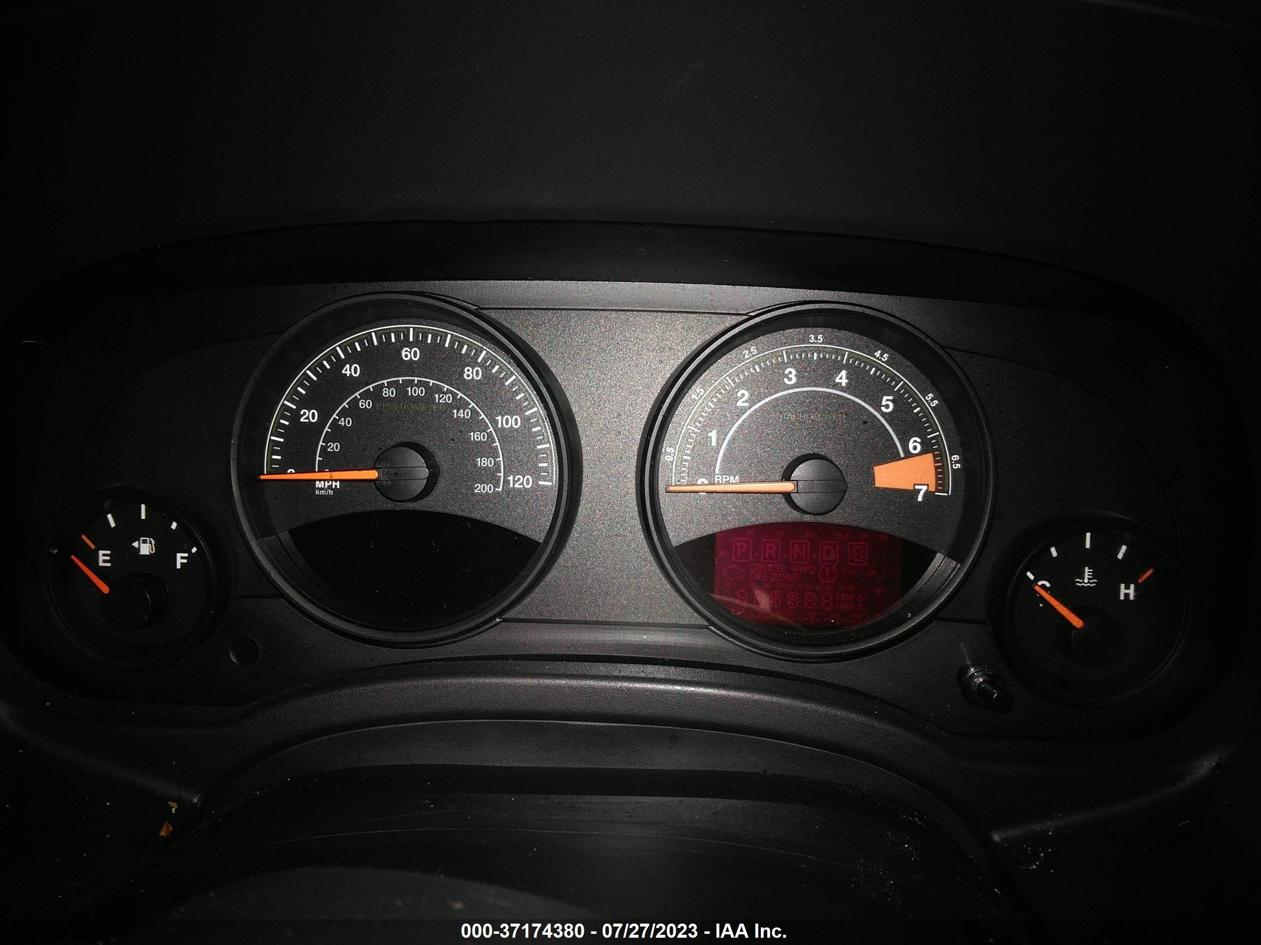 Photo 6 VIN: 1C4NJRBB9GD733916 - JEEP LIBERTY (PATRIOT) 