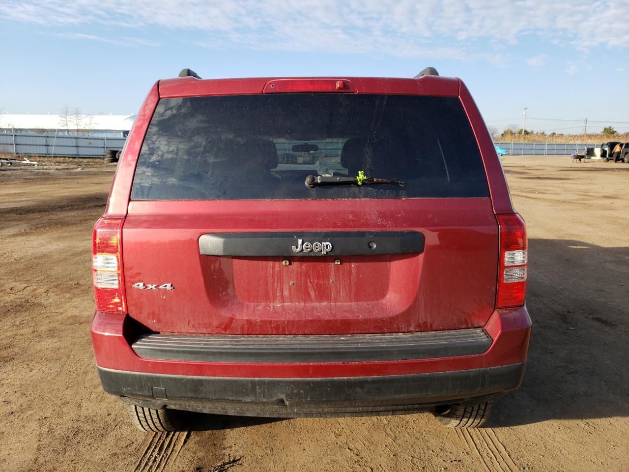 Photo 5 VIN: 1C4NJRBBXCD538028 - JEEP LIBERTY (PATRIOT) 