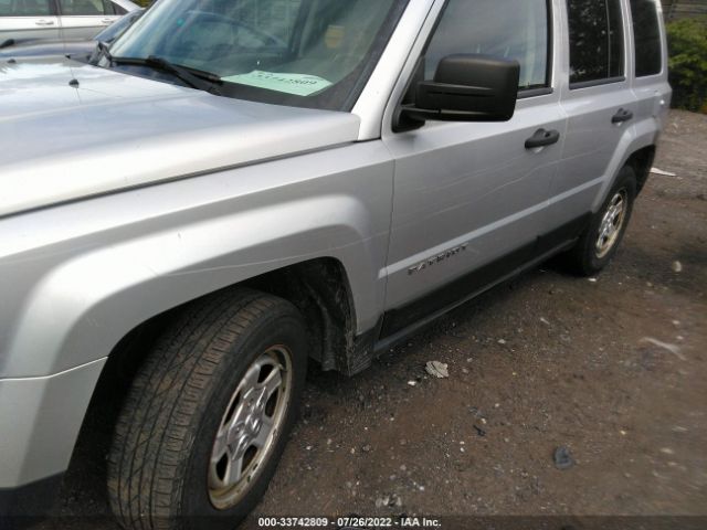 Photo 5 VIN: 1C4NJRBBXCD608546 - JEEP PATRIOT 