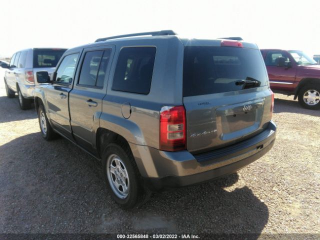 Photo 2 VIN: 1C4NJRBBXCD610796 - JEEP PATRIOT 