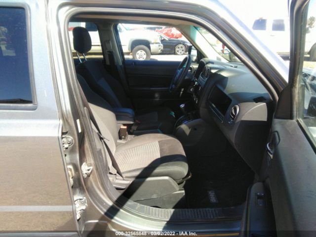 Photo 4 VIN: 1C4NJRBBXCD610796 - JEEP PATRIOT 