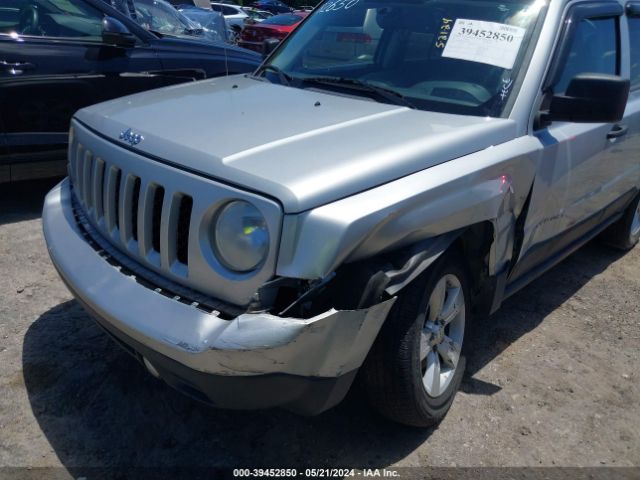 Photo 5 VIN: 1C4NJRBBXCD658492 - JEEP PATRIOT 