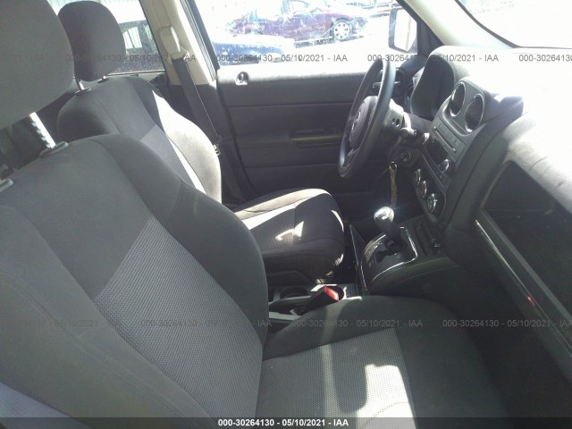 Photo 4 VIN: 1C4NJRBBXFD256976 - JEEP PATRIOT 