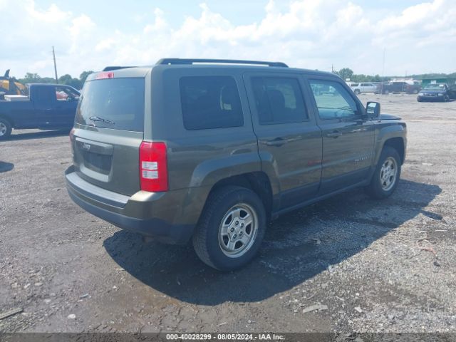 Photo 3 VIN: 1C4NJRBBXFD283692 - JEEP PATRIOT 