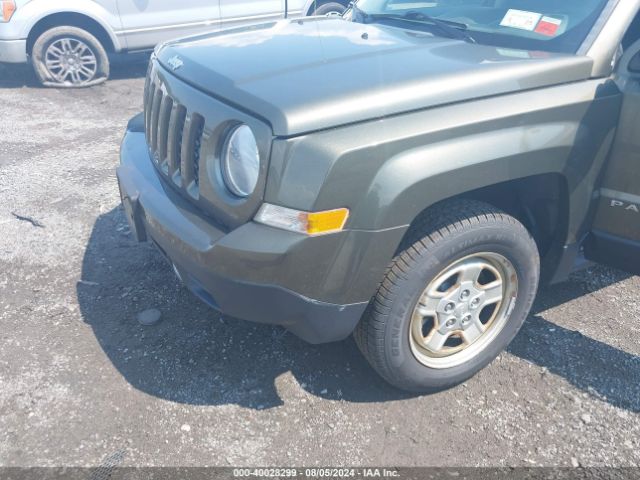 Photo 5 VIN: 1C4NJRBBXFD283692 - JEEP PATRIOT 