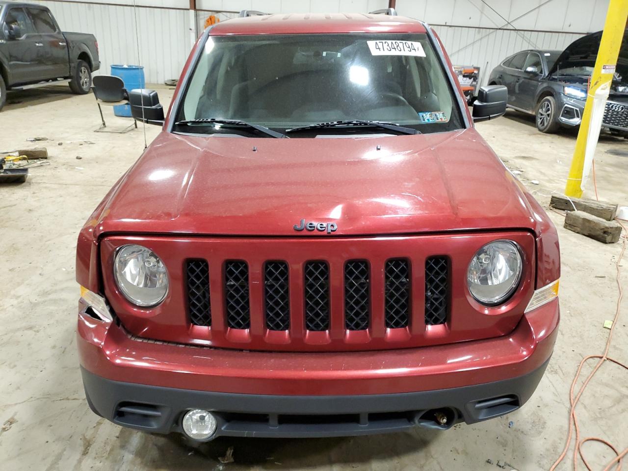 Photo 4 VIN: 1C4NJRBBXFD291713 - JEEP PATRIOT 