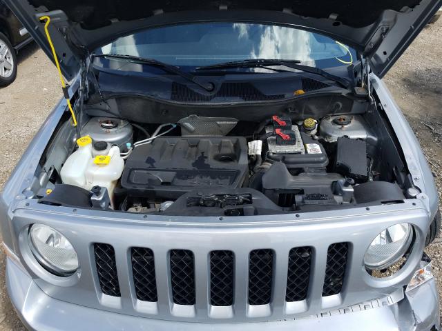 Photo 6 VIN: 1C4NJRBBXFD333362 - JEEP PATRIOT SP 