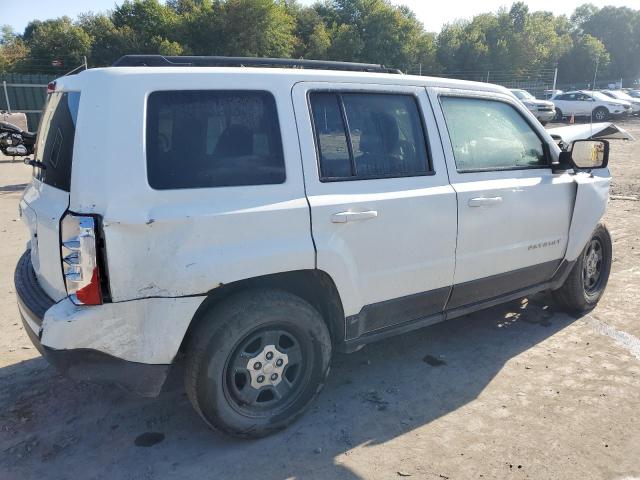 Photo 2 VIN: 1C4NJRBBXFD381430 - JEEP PATRIOT SP 