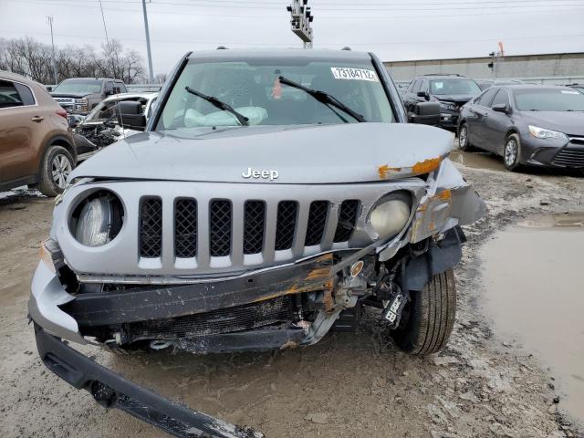 Photo 4 VIN: 1C4NJRBBXGD565963 - JEEP PATRIOT SP 