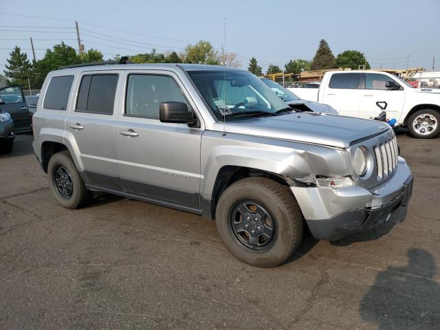 Photo 3 VIN: 1C4NJRBBXGD618158 - JEEP PATRIOT SP 