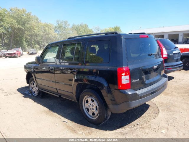 Photo 2 VIN: 1C4NJRBBXGD692048 - JEEP PATRIOT 