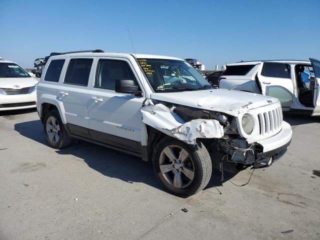 Photo 3 VIN: 1C4NJRCB1ED589449 - JEEP PATRIOT 