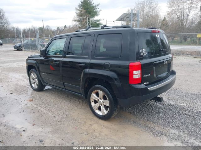 Photo 2 VIN: 1C4NJRCB4CD604829 - JEEP PATRIOT 