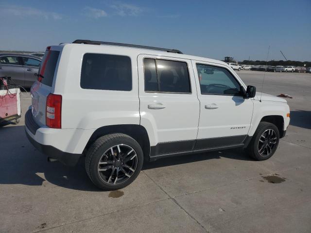 Photo 2 VIN: 1C4NJRFB0ED810843 - JEEP PATRIOT LA 