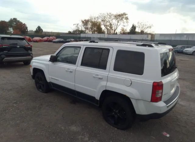 Photo 2 VIN: 1C4NJRFB1CD689446 - JEEP LIBERTY (PATRIOT) 