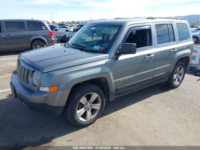 Photo 1 VIN: 1C4NJRFB1DD182614 - JEEP PATRIOT 