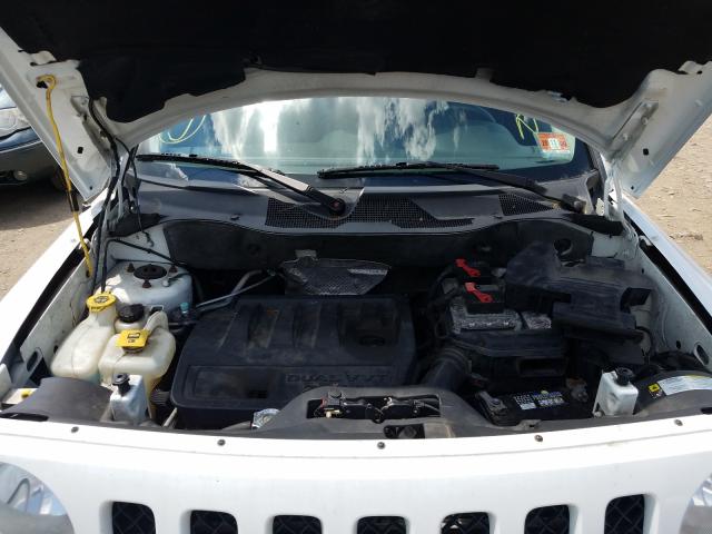 Photo 6 VIN: 1C4NJRFB1DD249390 - JEEP PATRIOT LA 