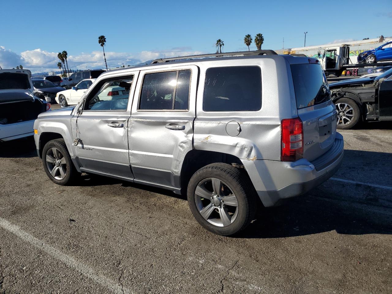 Photo 1 VIN: 1C4NJRFB1FD347922 - JEEP LIBERTY (PATRIOT) 