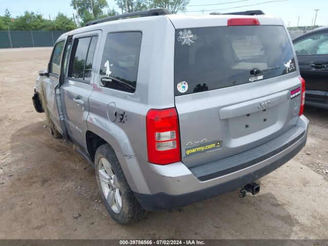 Photo 2 VIN: 1C4NJRFB1GD608337 - JEEP PATRIOT 