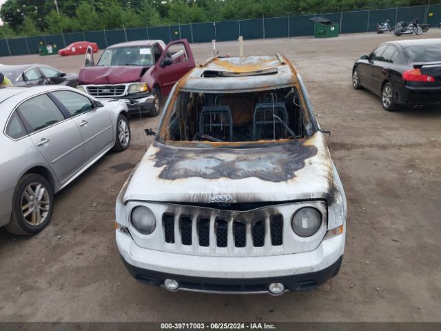 Photo 5 VIN: 1C4NJRFB1HD152535 - JEEP PATRIOT 