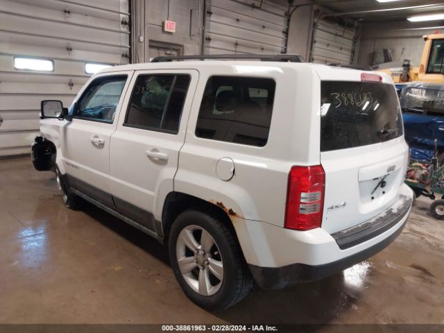 Photo 2 VIN: 1C4NJRFB2ED617464 - JEEP PATRIOT 