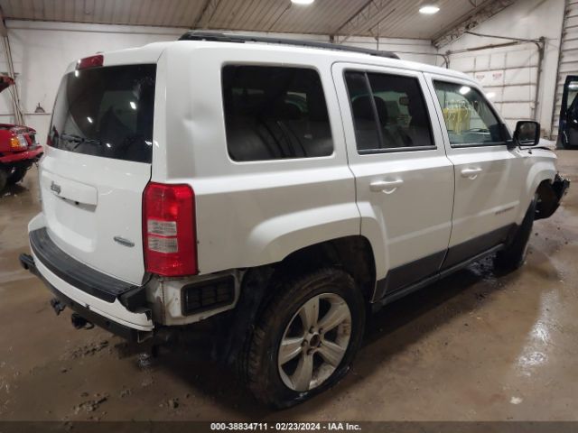 Photo 3 VIN: 1C4NJRFB2ED734980 - JEEP PATRIOT 