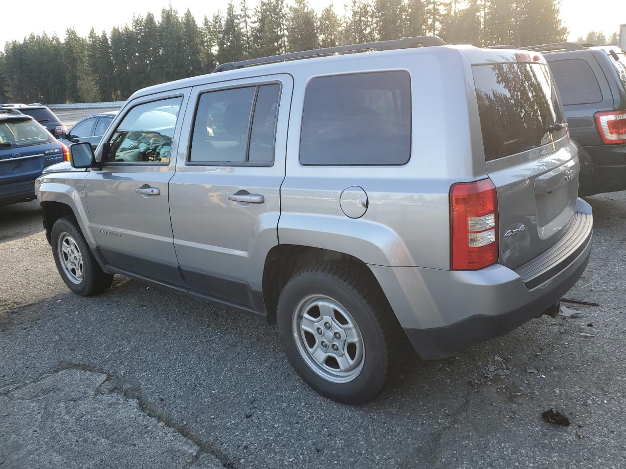 Photo 1 VIN: 1C4NJRFB2ED863771 - JEEP LIBERTY (PATRIOT) 