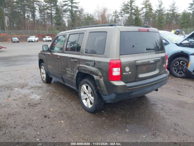 Photo 2 VIN: 1C4NJRFB2FD332166 - JEEP PATRIOT 