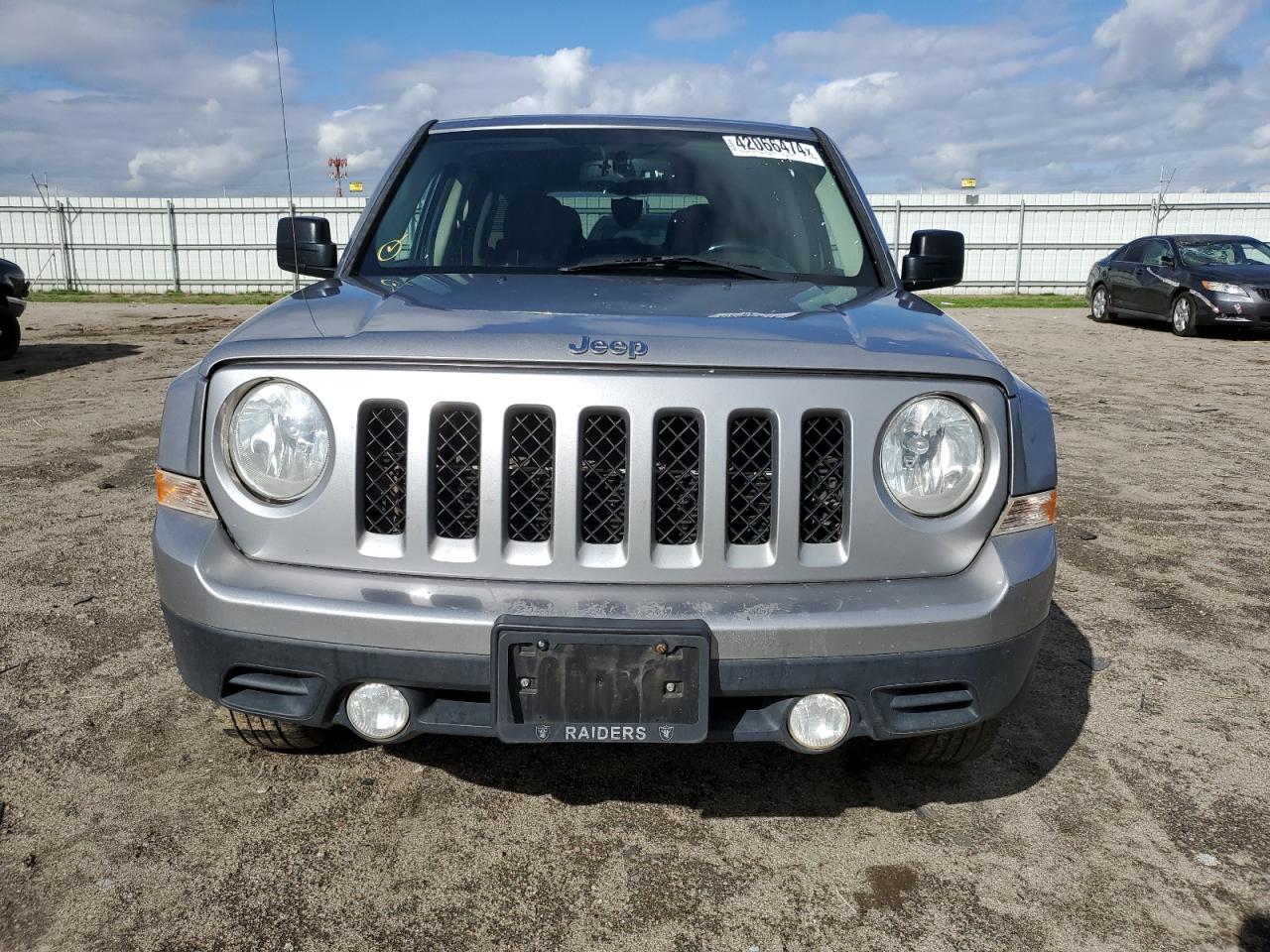 Photo 4 VIN: 1C4NJRFB2GD630928 - JEEP LIBERTY (PATRIOT) 