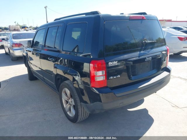 Photo 2 VIN: 1C4NJRFB2GD758666 - JEEP PATRIOT 