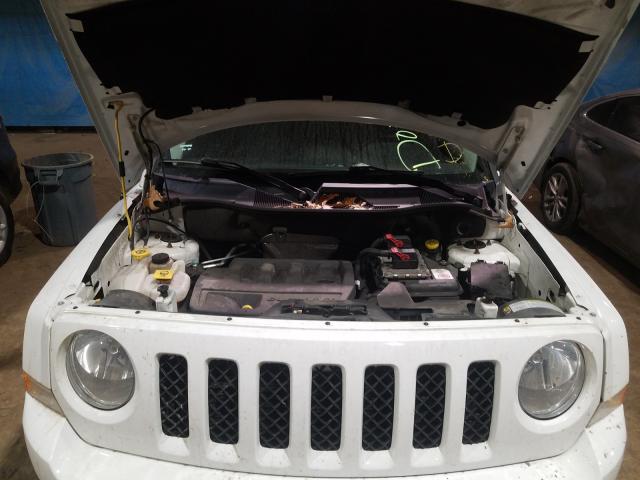 Photo 6 VIN: 1C4NJRFB3DD281399 - JEEP PATRIOT LA 