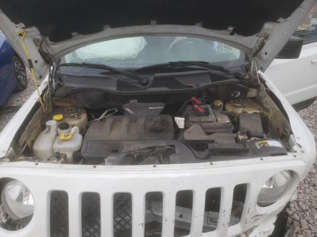 Photo 6 VIN: 1C4NJRFB3HD135414 - JEEP PATRIOT LA 