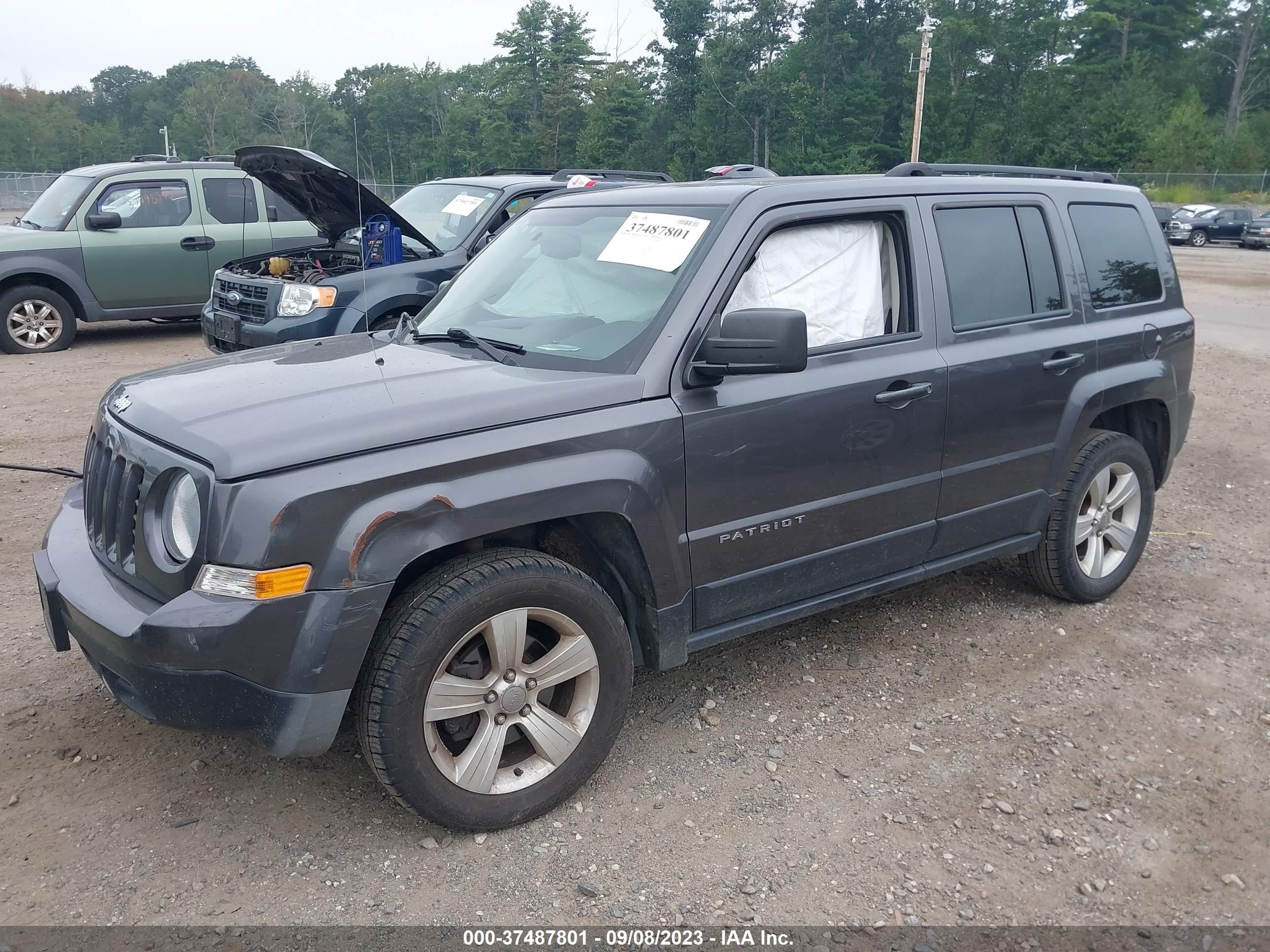 Photo 1 VIN: 1C4NJRFB3HD144744 - JEEP LIBERTY (PATRIOT) 