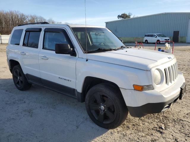 Photo 3 VIN: 1C4NJRFB4CD588675 - JEEP PATRIOT 