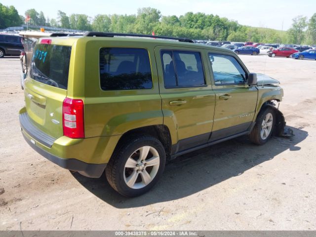 Photo 3 VIN: 1C4NJRFB4CD604759 - JEEP PATRIOT 