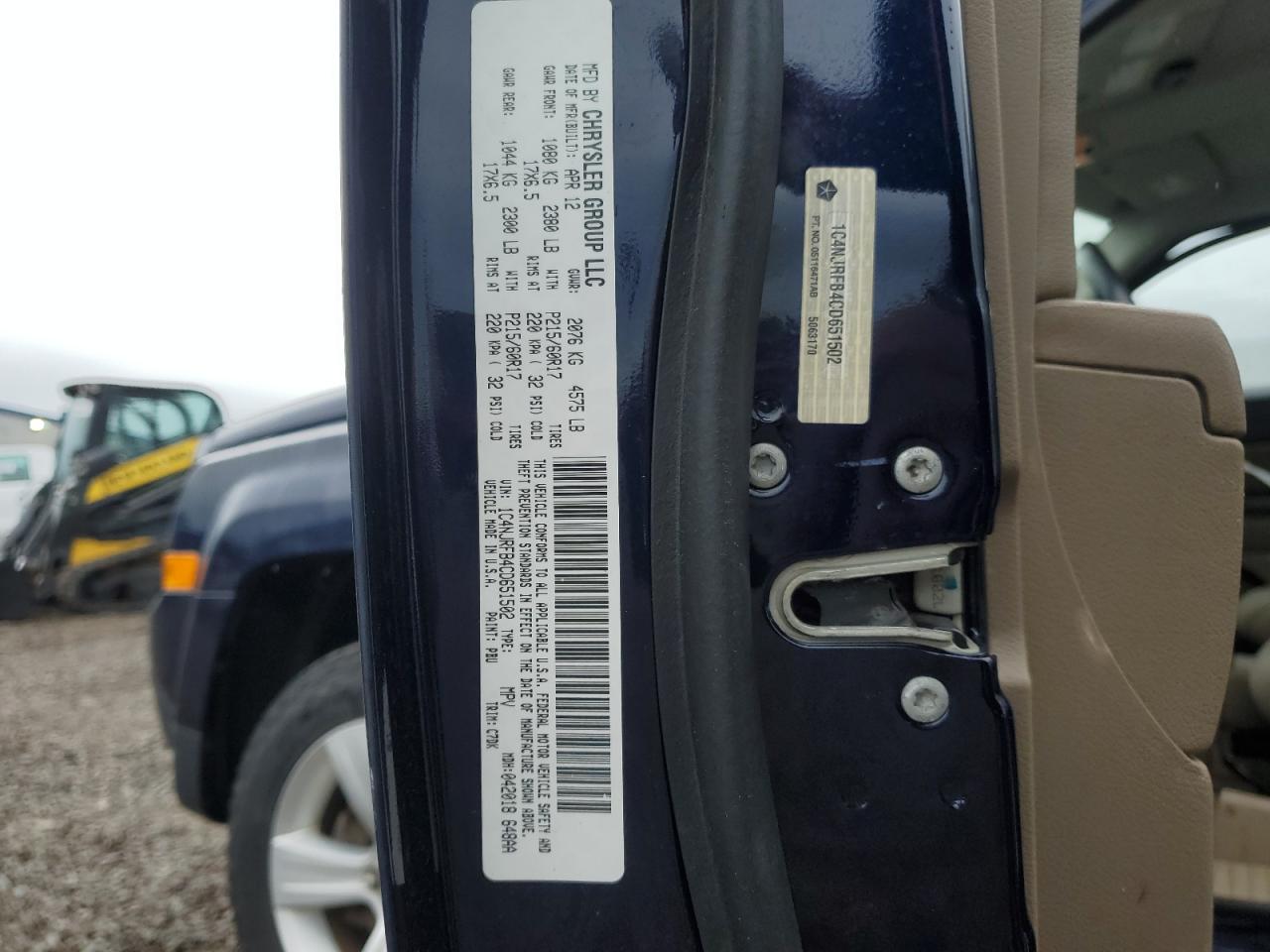 Photo 12 VIN: 1C4NJRFB4CD651502 - JEEP LIBERTY (PATRIOT) 