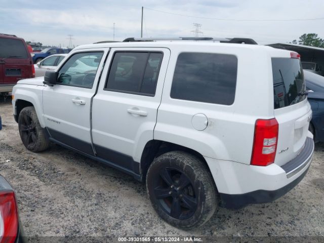 Photo 2 VIN: 1C4NJRFB4CD689604 - JEEP PATRIOT 