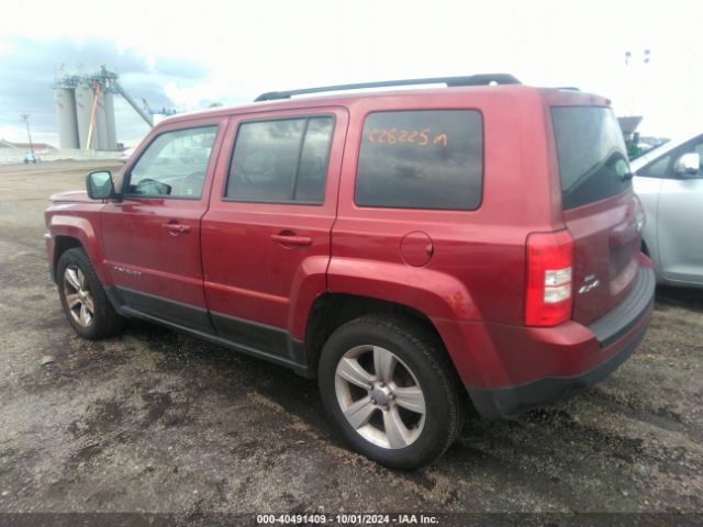 Photo 2 VIN: 1C4NJRFB4HD144512 - JEEP PATRIOT 